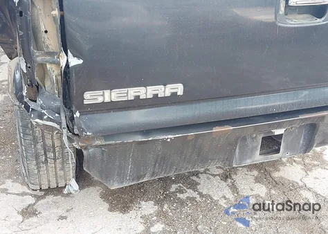 2004 GMC Sierra 1500 Sle z USA, uszkodzony, nr VIN 1GTEC19V54Z353370